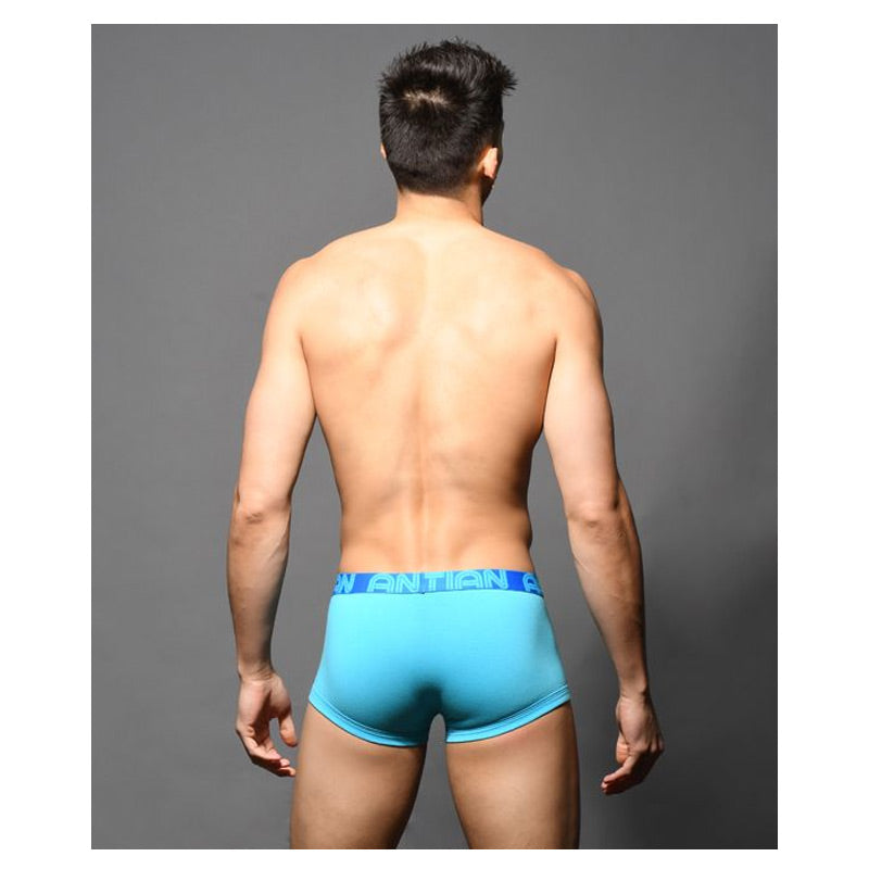 Andrew Christian Fly 无标签拳击手几乎全裸