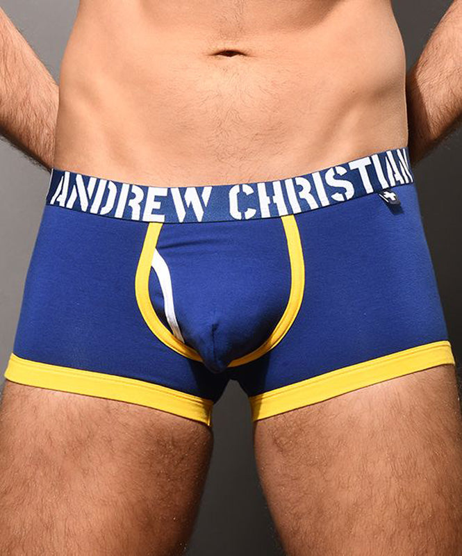 Andrew Christian Fly 无标签拳击手几乎全裸