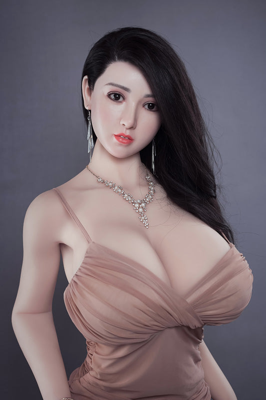 真人大小性爱娃娃 95。迷人的 Everleigh
