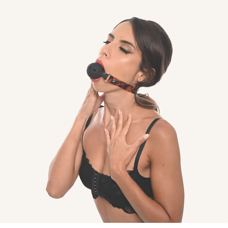 体育简报真诚的 Amber Ball Gag